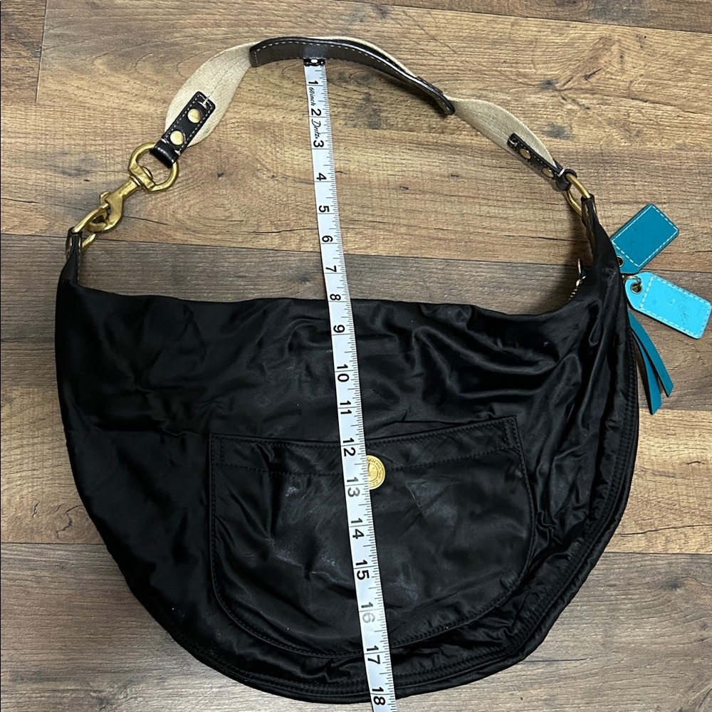 Coach Vintage Black Hobo Bag with Gold Accents - Picture 8 of 11